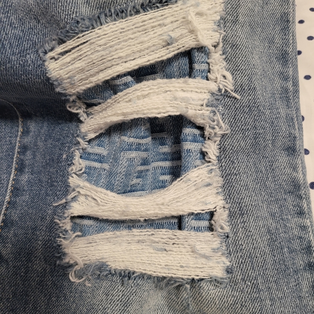 BALMAIN Slim Fit Ripped Jeans with Monogram Pattern - Picture 5 of 8
